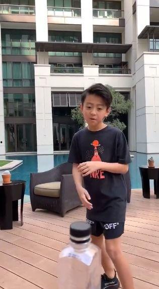 挑战儿子爆料视频播放,揭秘背后惊人真相 第2张 挑战儿子爆料视频播放,揭秘背后惊人真相 第2张